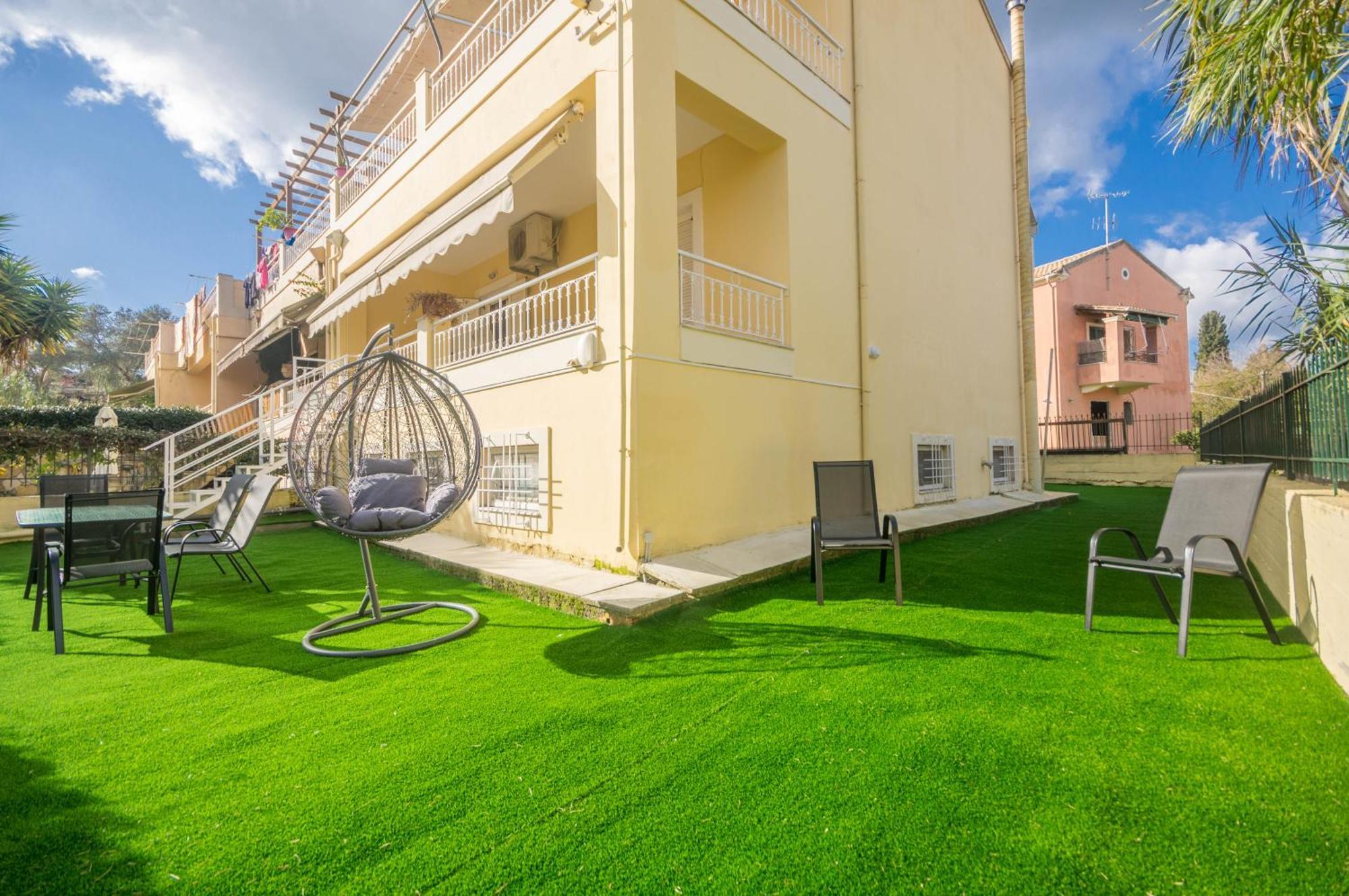 Διωροφη Μεζονετα-2Km Απο Το Κεντρο-Iliana House Apartment Alepou Exterior photo