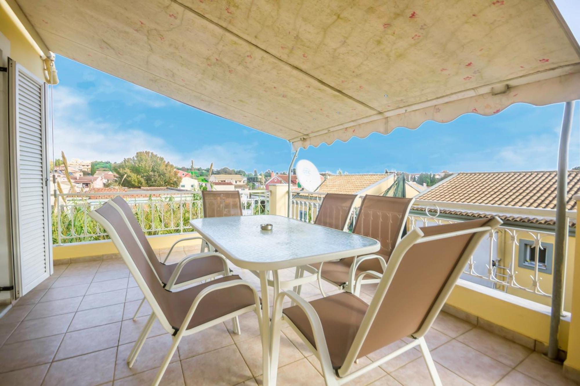 Διωροφη Μεζονετα-2Km Απο Το Κεντρο-Iliana House Apartment Alepou Exterior photo